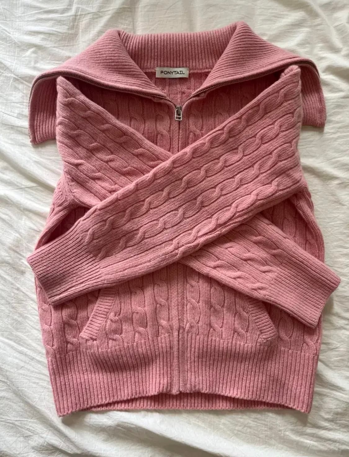 포니테일 캐시미어(혼용) 케이블 니트 pink 상품이미지4