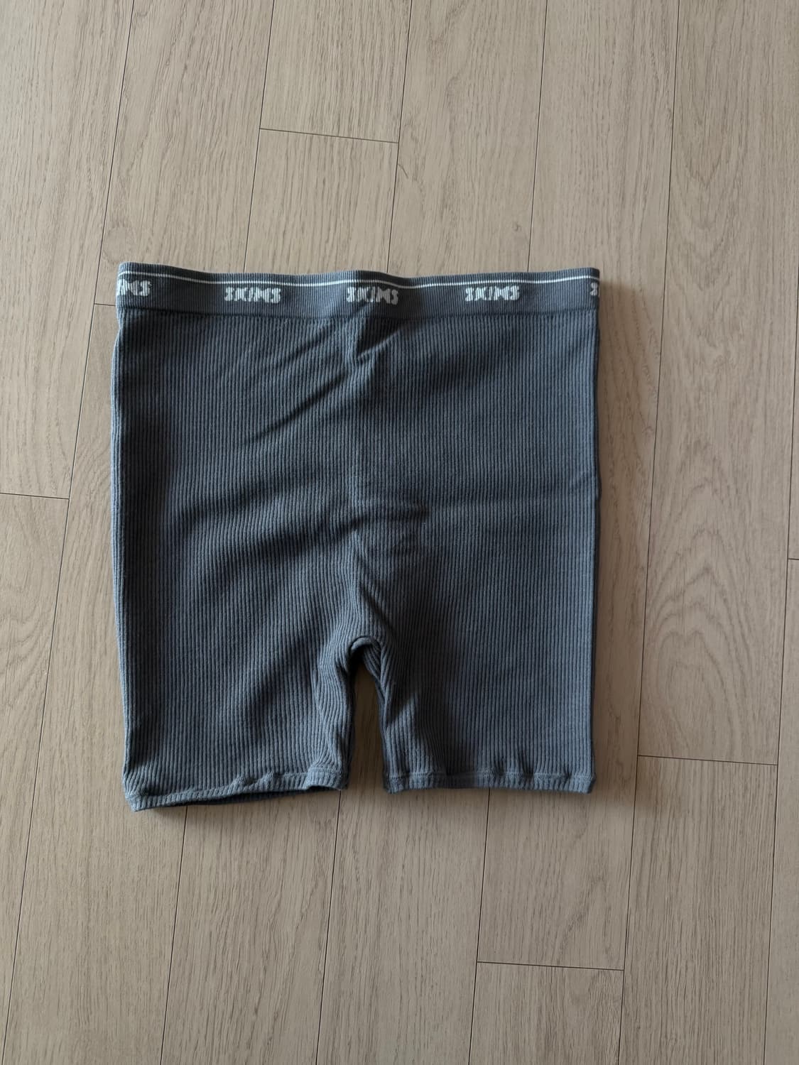 스킴스 팬츠 L 상품이미지1