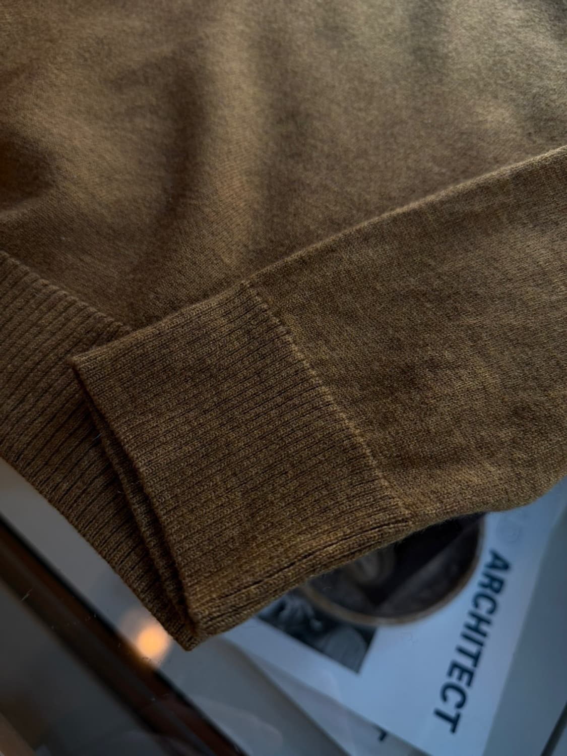 아페쎄 터틀넥 니트 100 상품이미지8