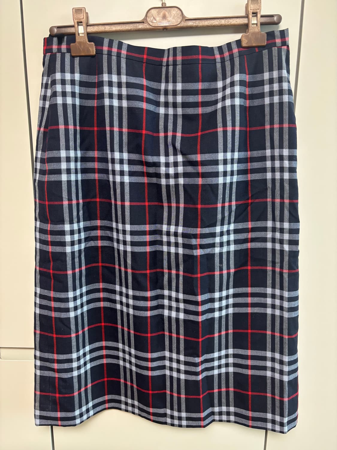 버버리 미디 스커트 상품이미지2