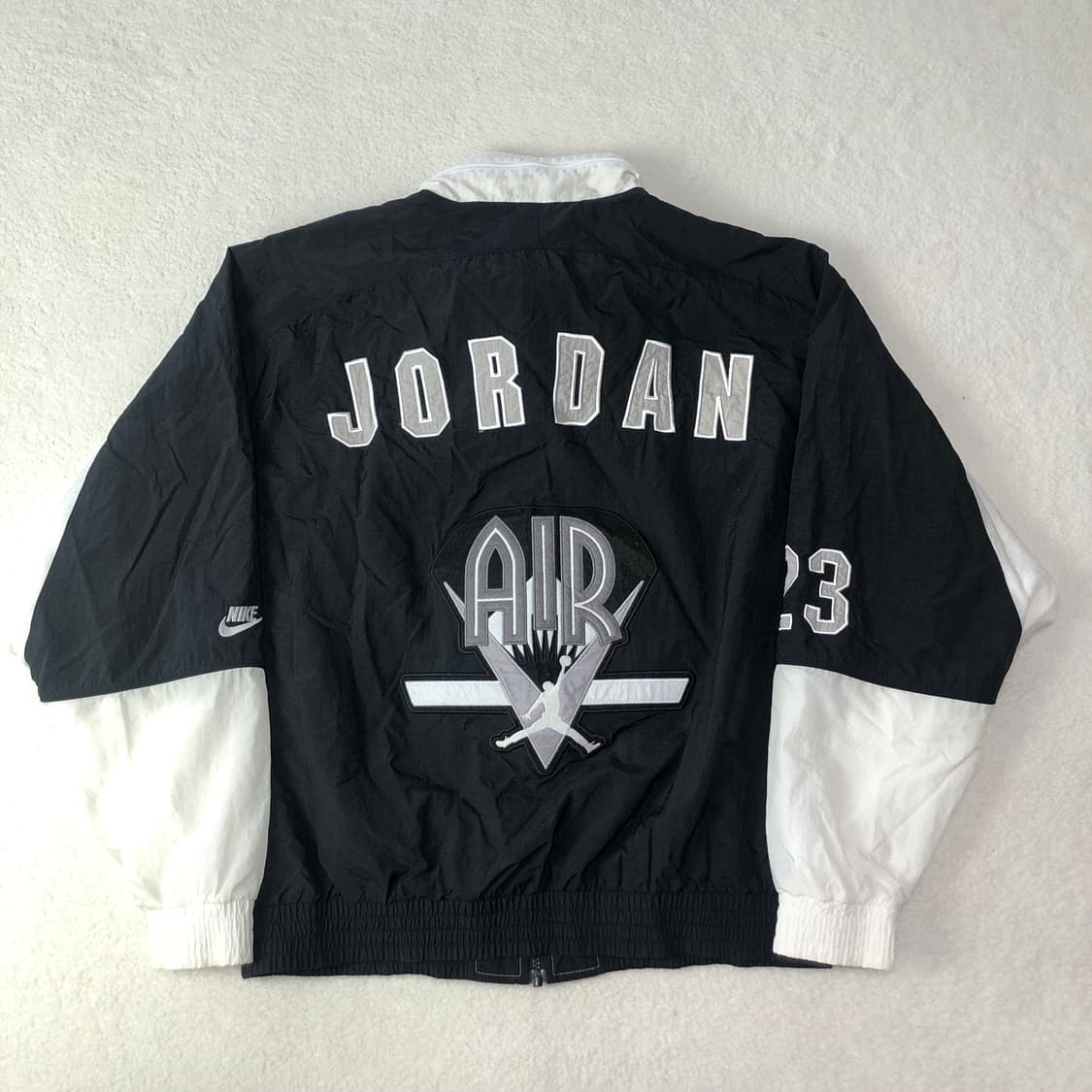 나이키 조던 레거쉬 자켓  상품이미지2