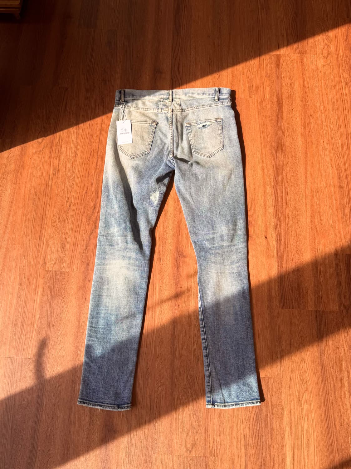 생로랑 17SS 데미지 데님 팬츠 상품이미지2