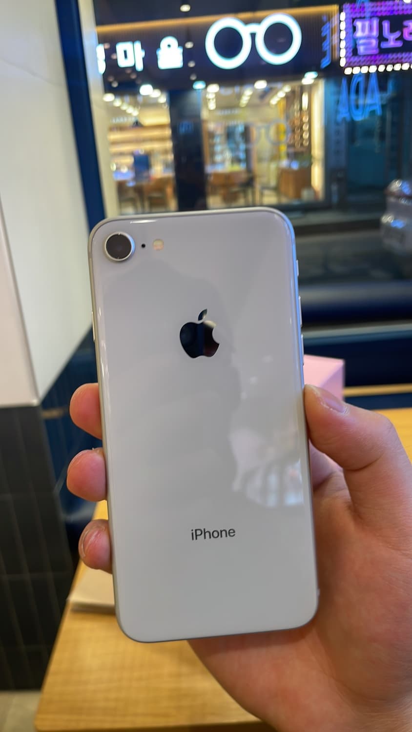 아이폰 8 상품이미지1