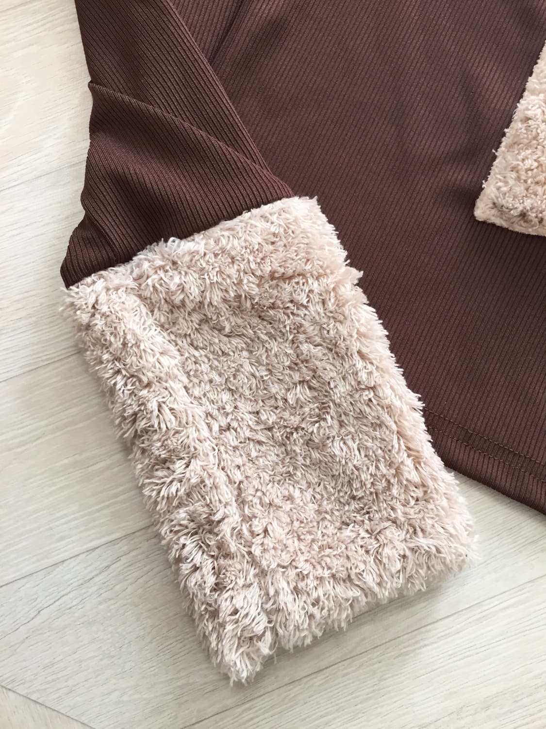 ➕오프숄더 십자가 퍼 니트 fur knit 상품이미지4