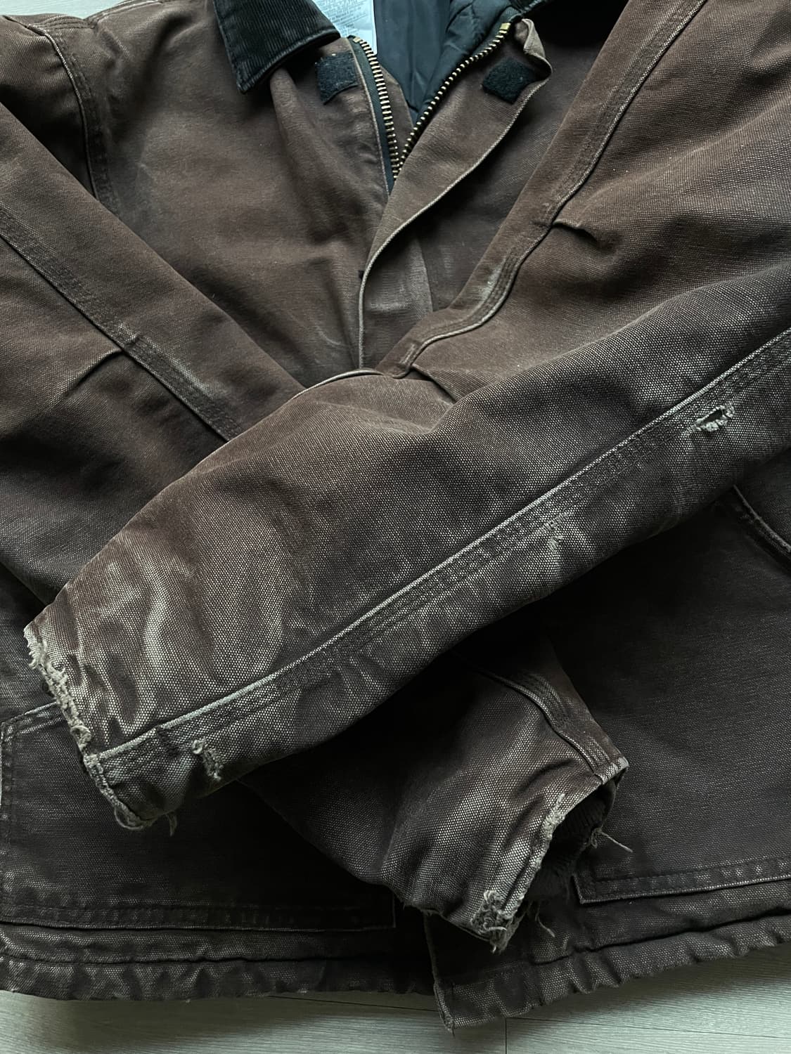 칼하트 J22 DKB 다크브라운 디트로이트 아크틱 자켓 빈티지 상품이미지8