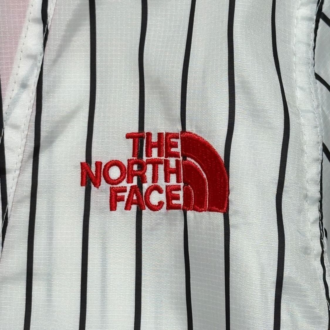 THE NORTH FACE 주니어 바람막이 150 상품이미지3