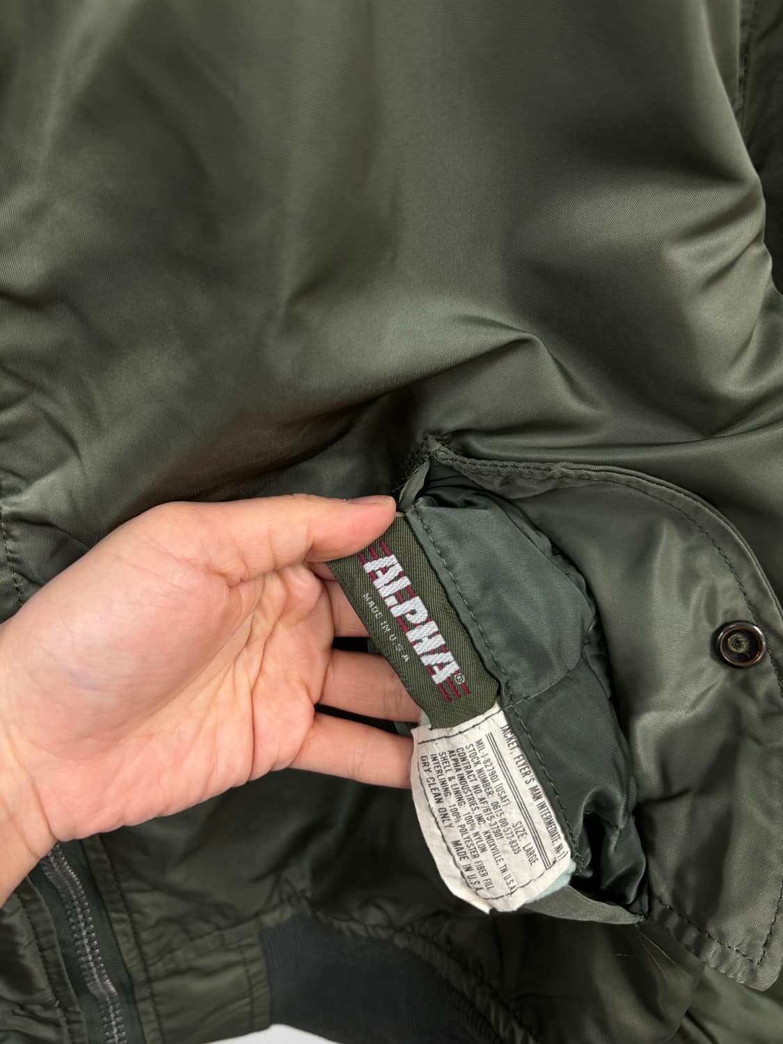 알파 인더스트리 MA-1 항공 점퍼 상품이미지4