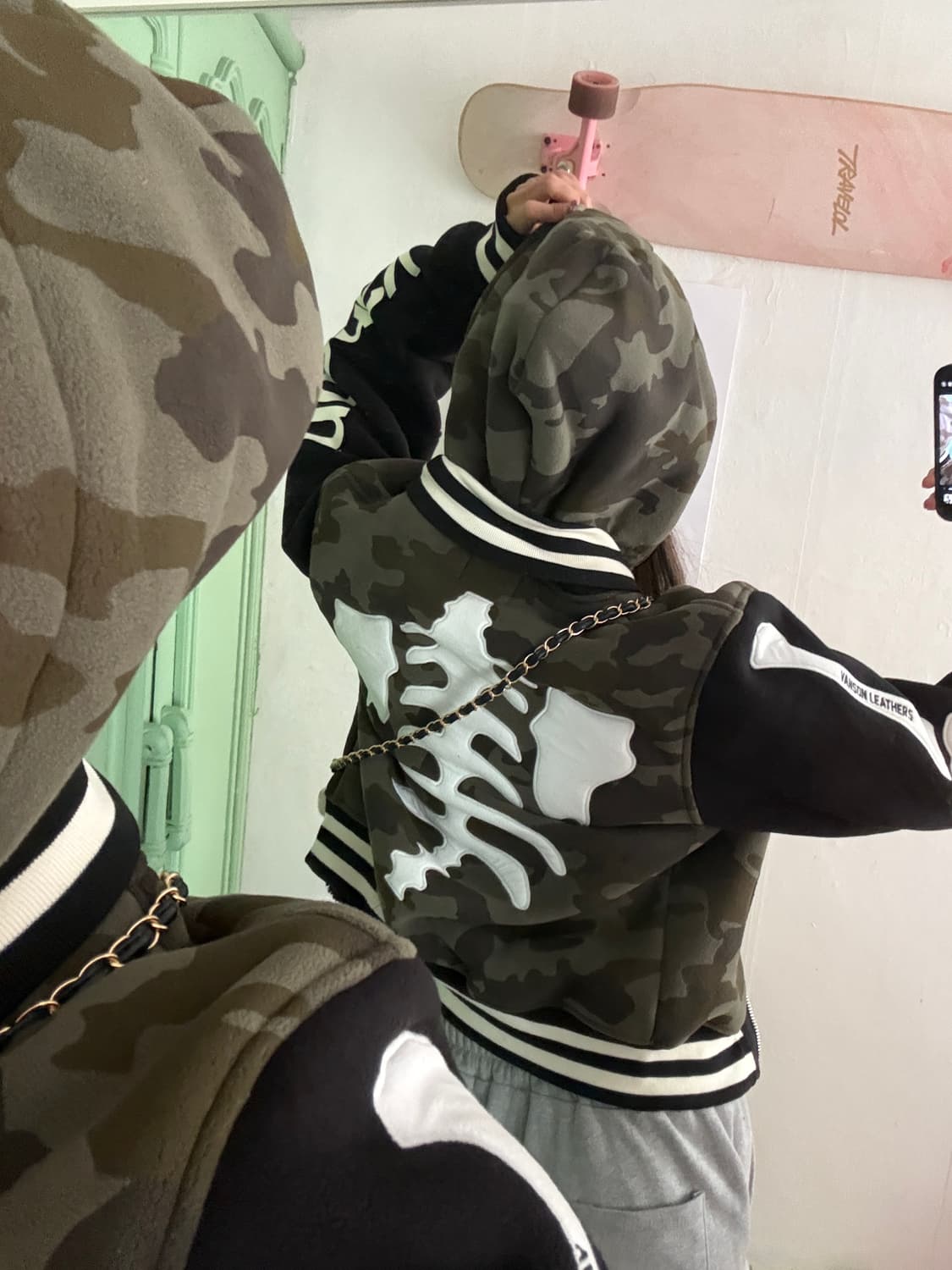 x AAO crop varsity jacket 크롭 바시티 자켓 상품이미지4