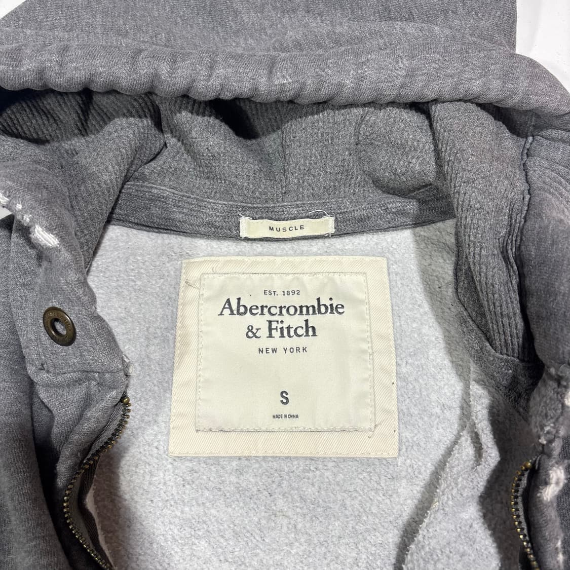 아베크롬비 그레이  데미지 후드집업 상품이미지6