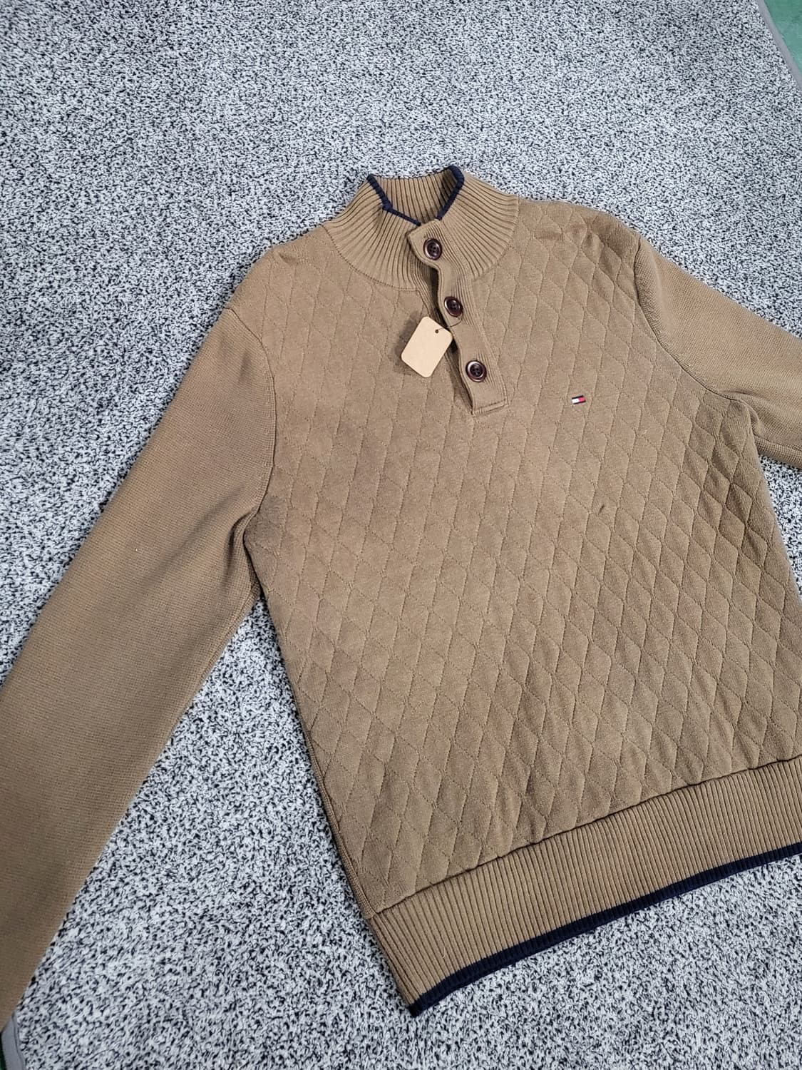 타미힐피거 브라운 니트 티셔츠  상품이미지1