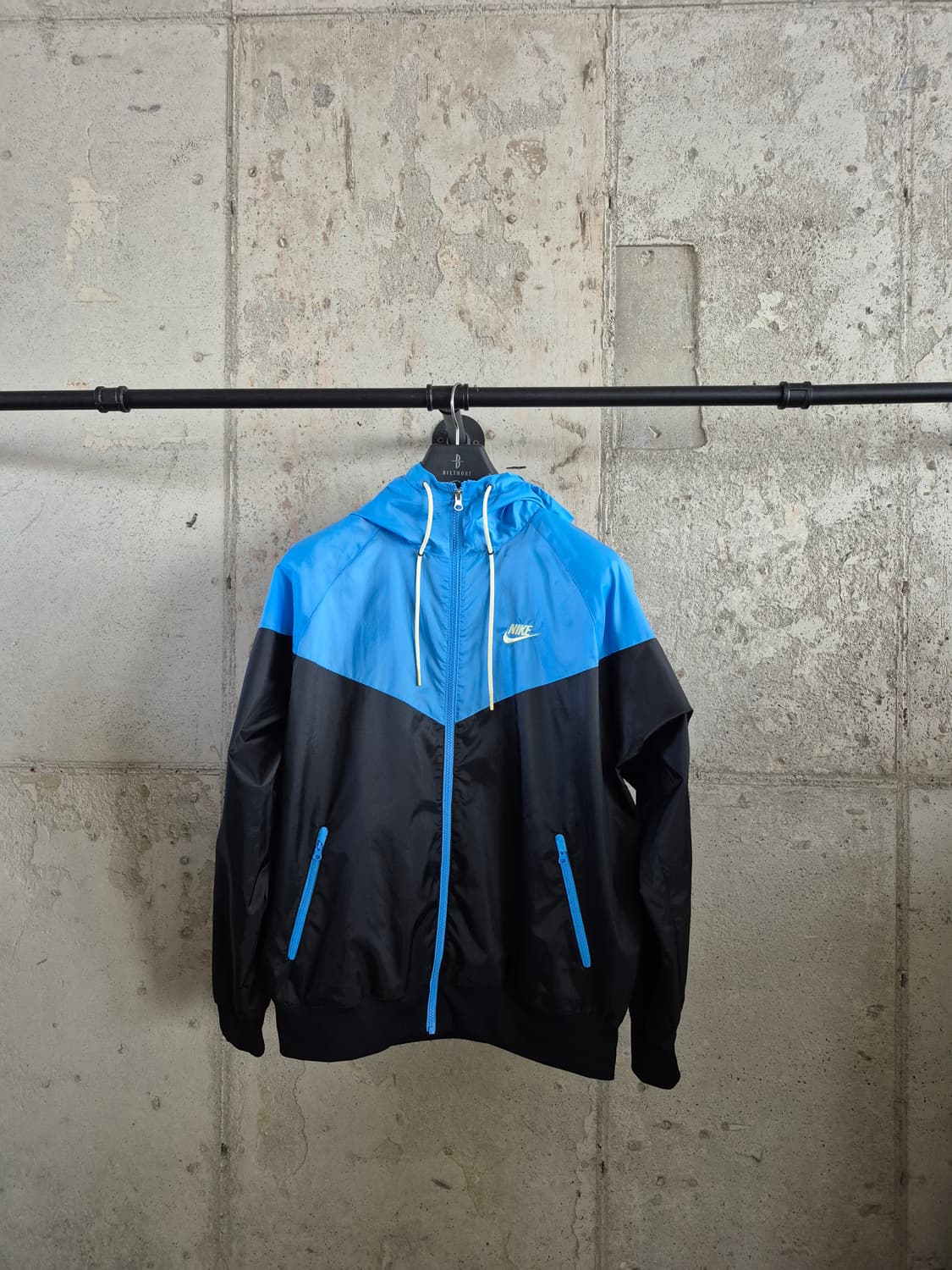 나이키 윈드러너 후드바람막이 상품이미지1