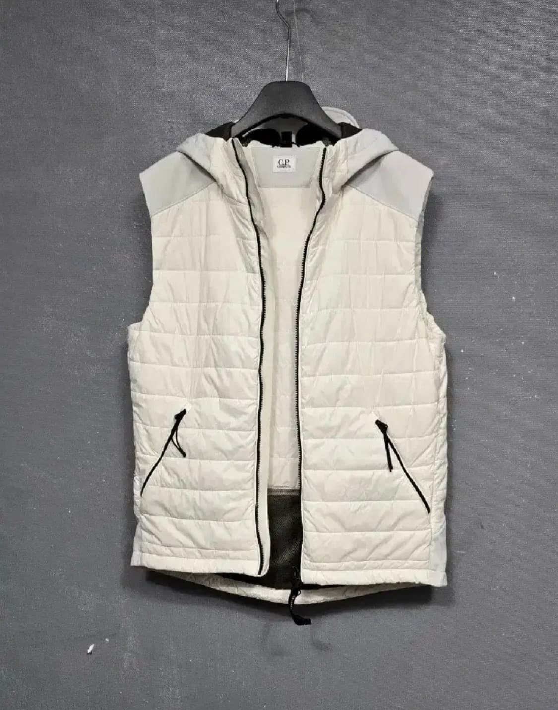 cp컴퍼니 패딩 조끼 상품이미지2