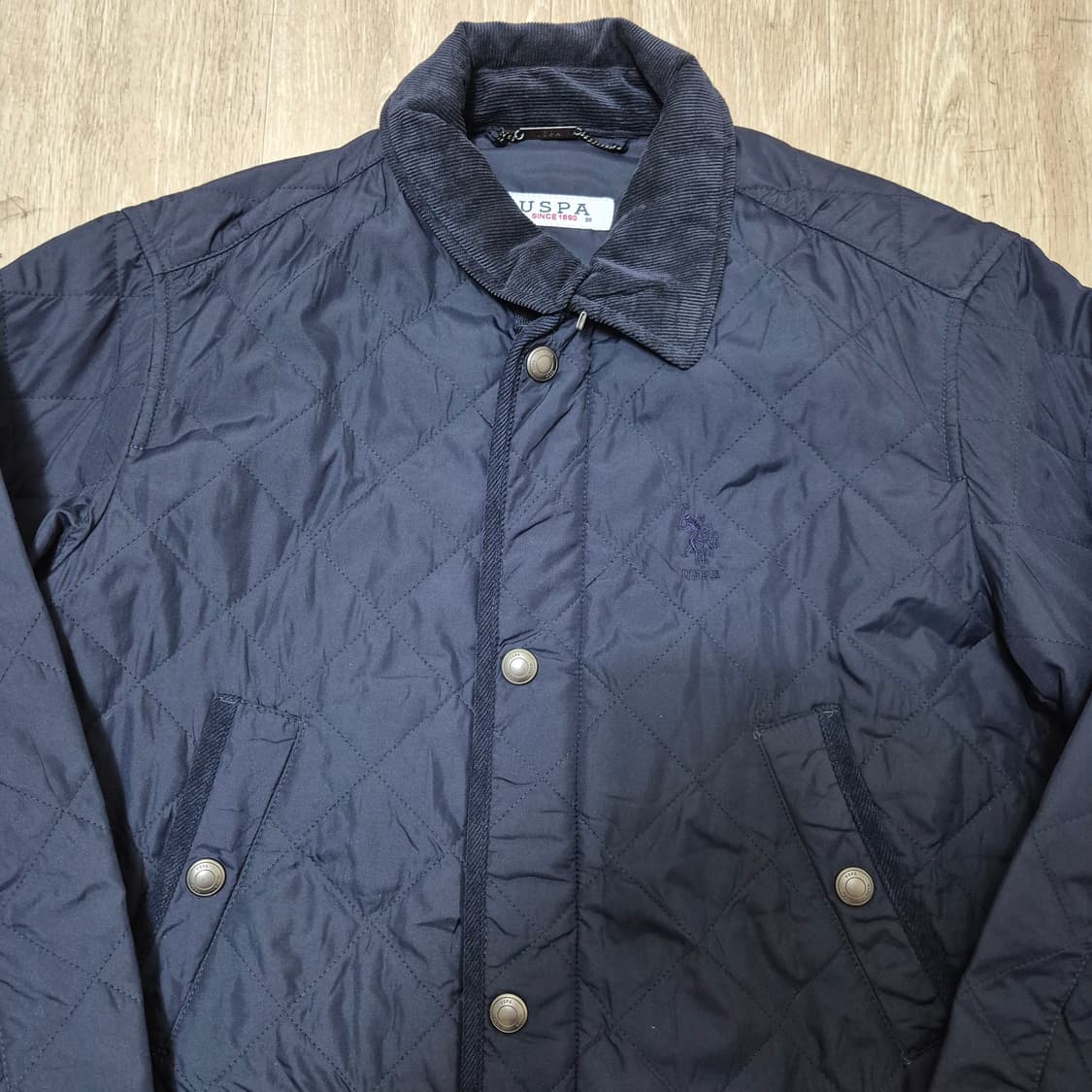 US폴로아센 스몰로고 퀼팅자켓 상품이미지2