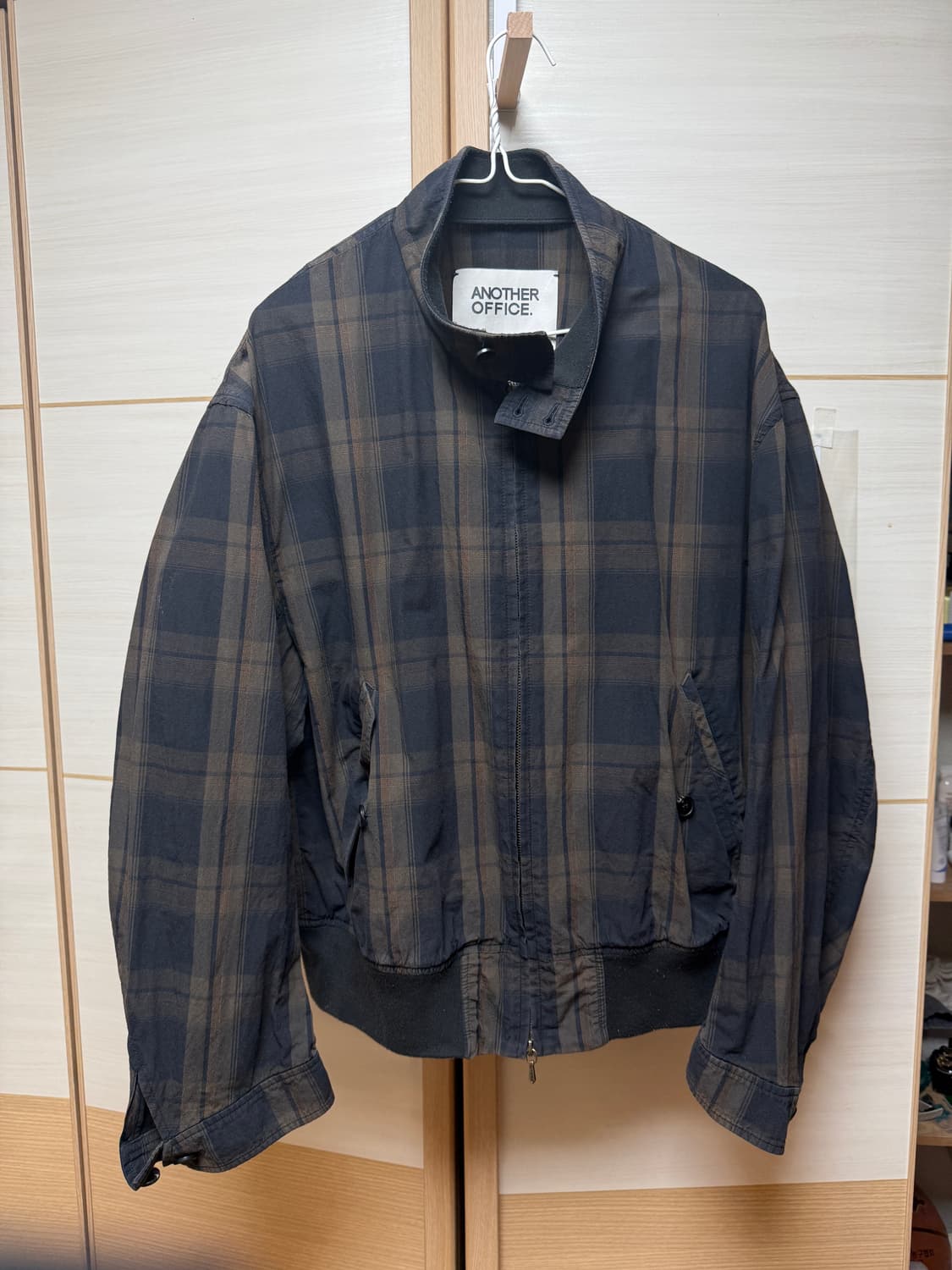 어나더오피스 Huge Harrington Jacket 상품이미지1