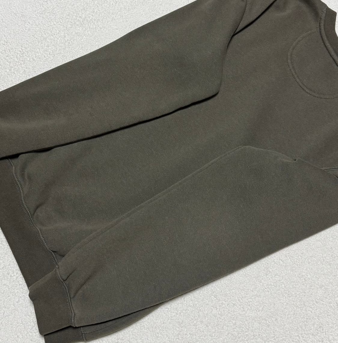 칼하트 카키 기모 맨투맨 상품이미지7