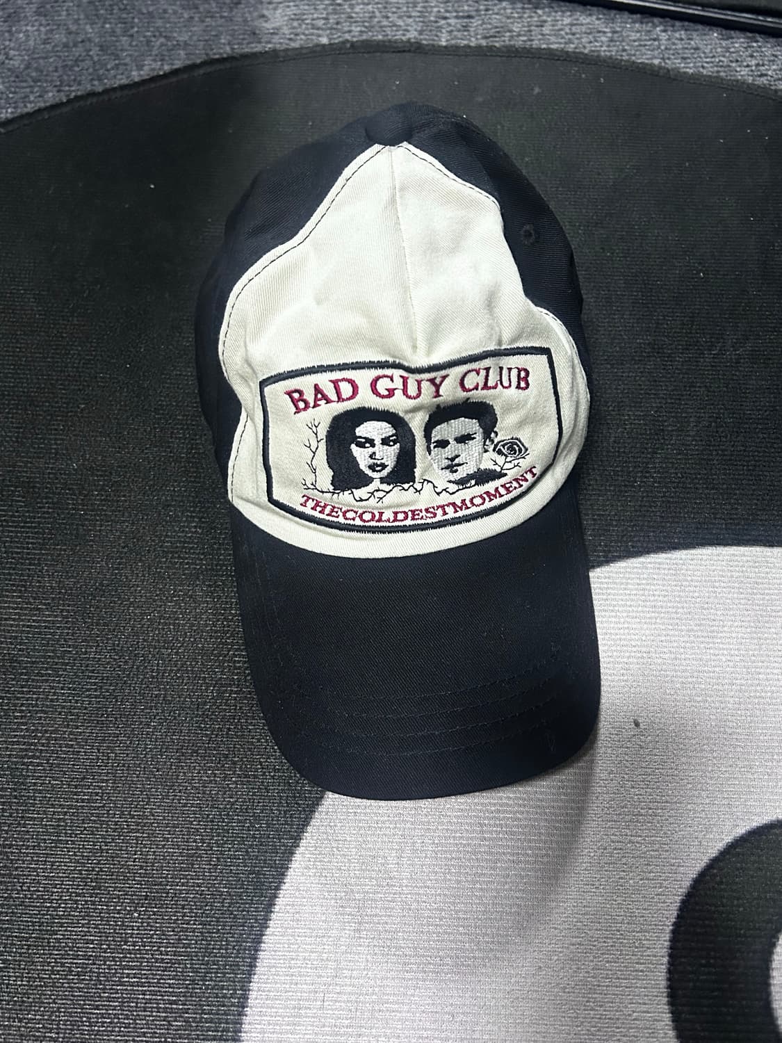 더콜디스트모먼트 모자 상품이미지1