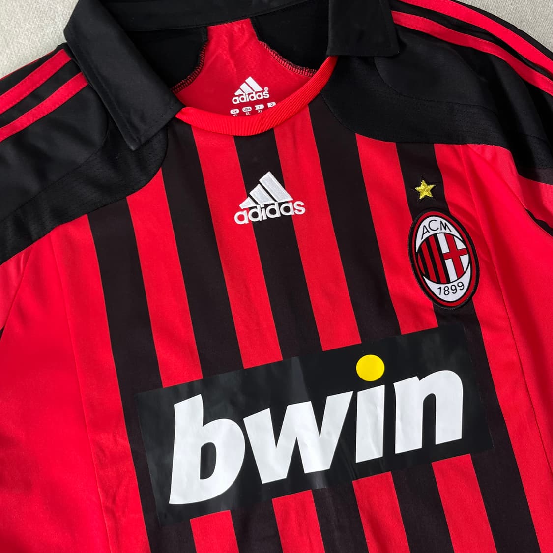 105 아디다스 07-08 AC밀란 카카 반팔 유니폼 상품이미지3