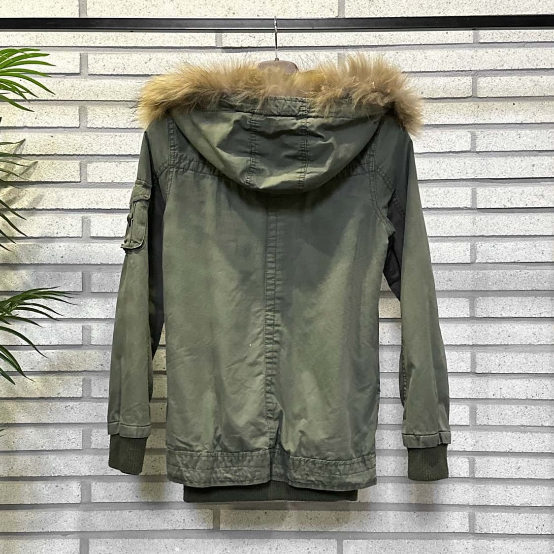 JPN VINTAGE 후드 밀리터리 자켓 쉐르파 안감 4포켓 디테일 카키 상품이미지3