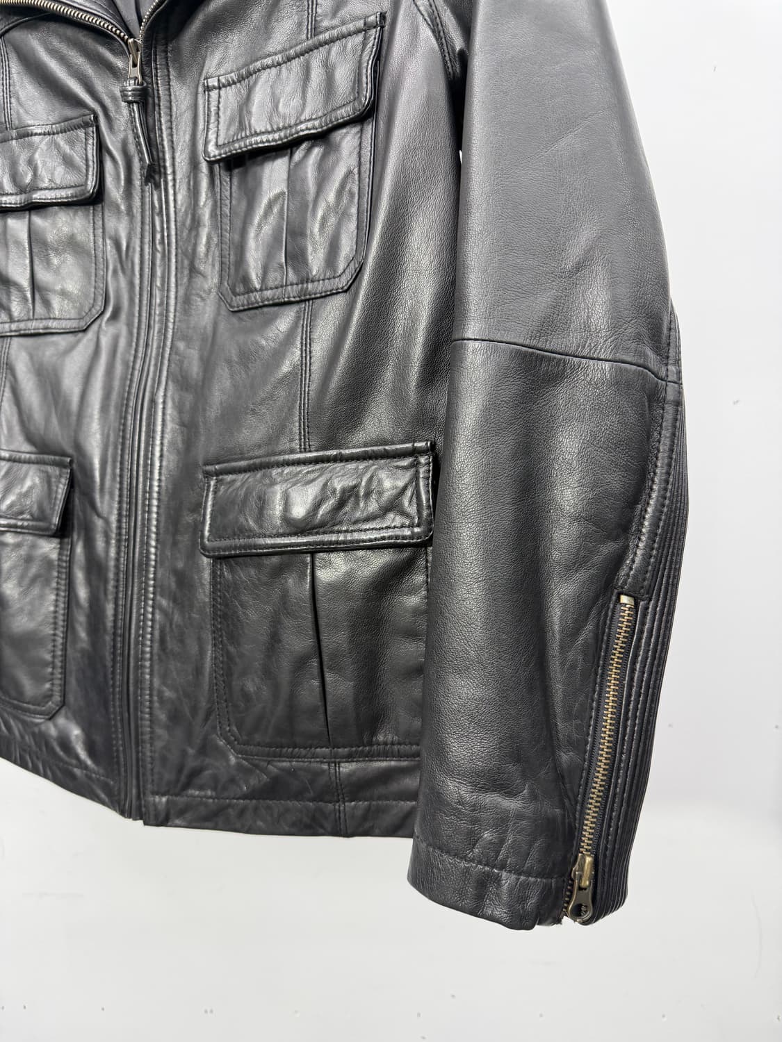 Lambskin layered high-neck jacket 상품이미지5