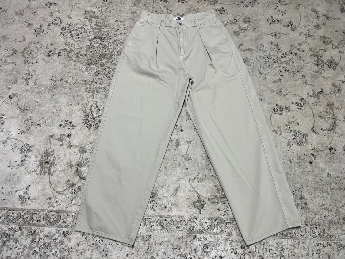 유니클로 U 르메르맛 베이지 턱 데님팬츠 상품이미지1