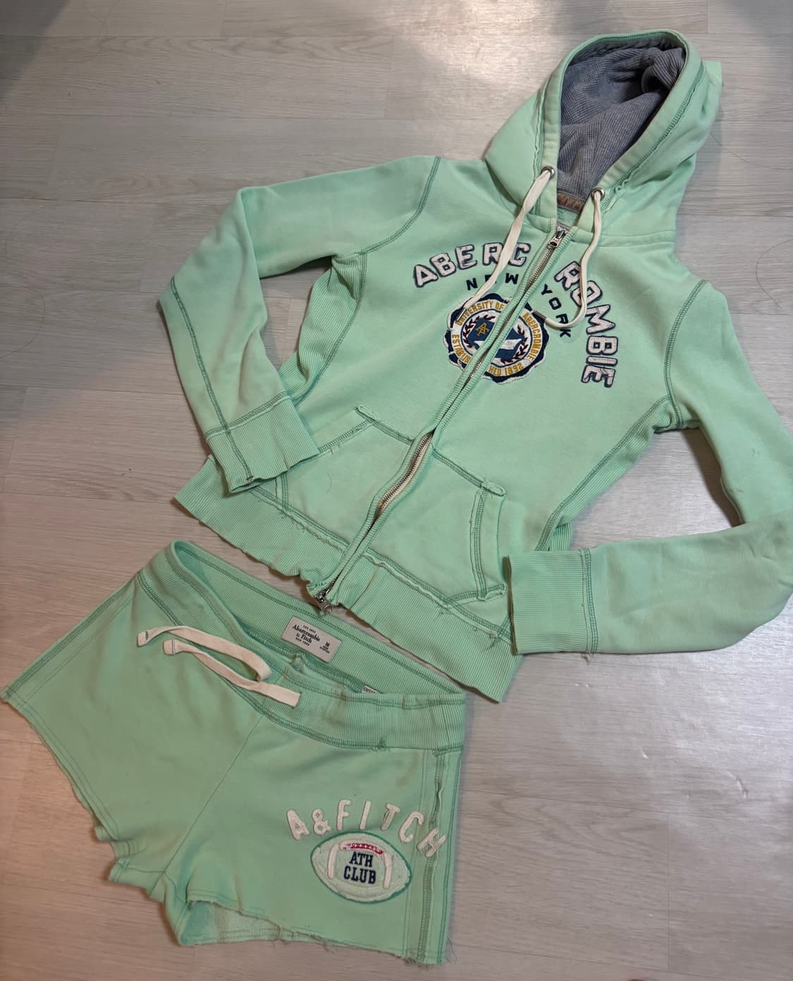 아베크롬비 민트 셋업 상품이미지3