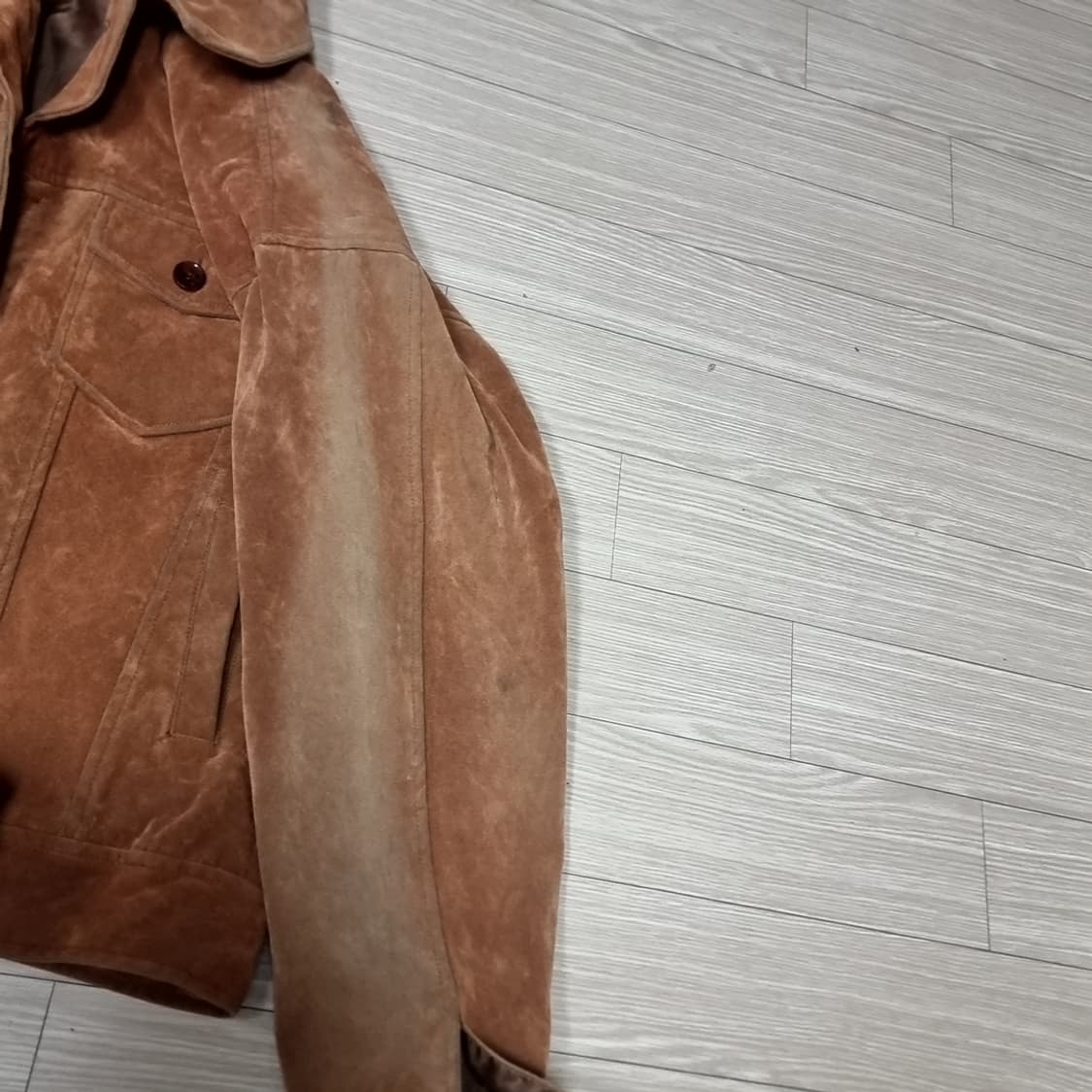 파르티멘토 브라운 스웨이드 가죽 트러커 자켓(100-105) 상품이미지2