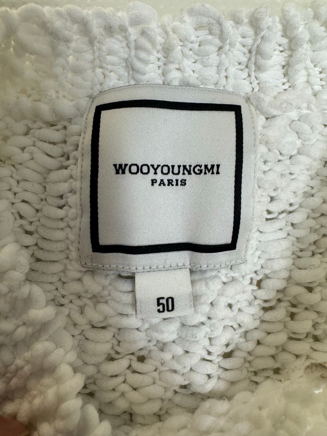 우영미 화이트 텍스쳐 위빙 스웨터 (50) 상품이미지4