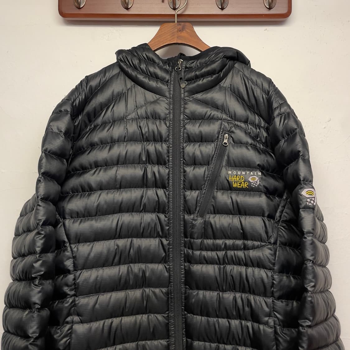 마운틴 하드웨어 구스다운 후디 경량 패딩 자켓   상품이미지3