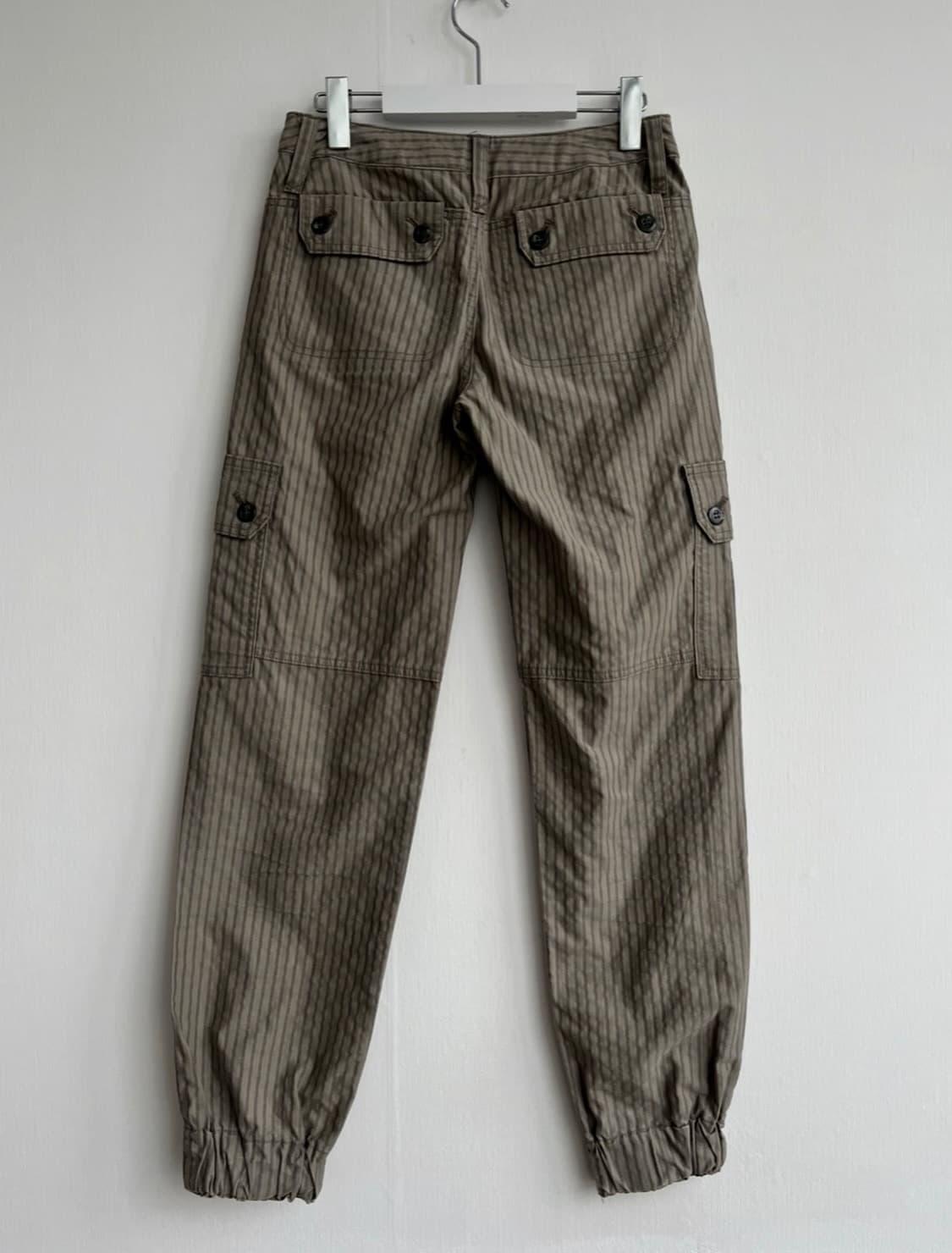 올리브 카키 핀스트라이프 카고 조거 팬츠 상품이미지4