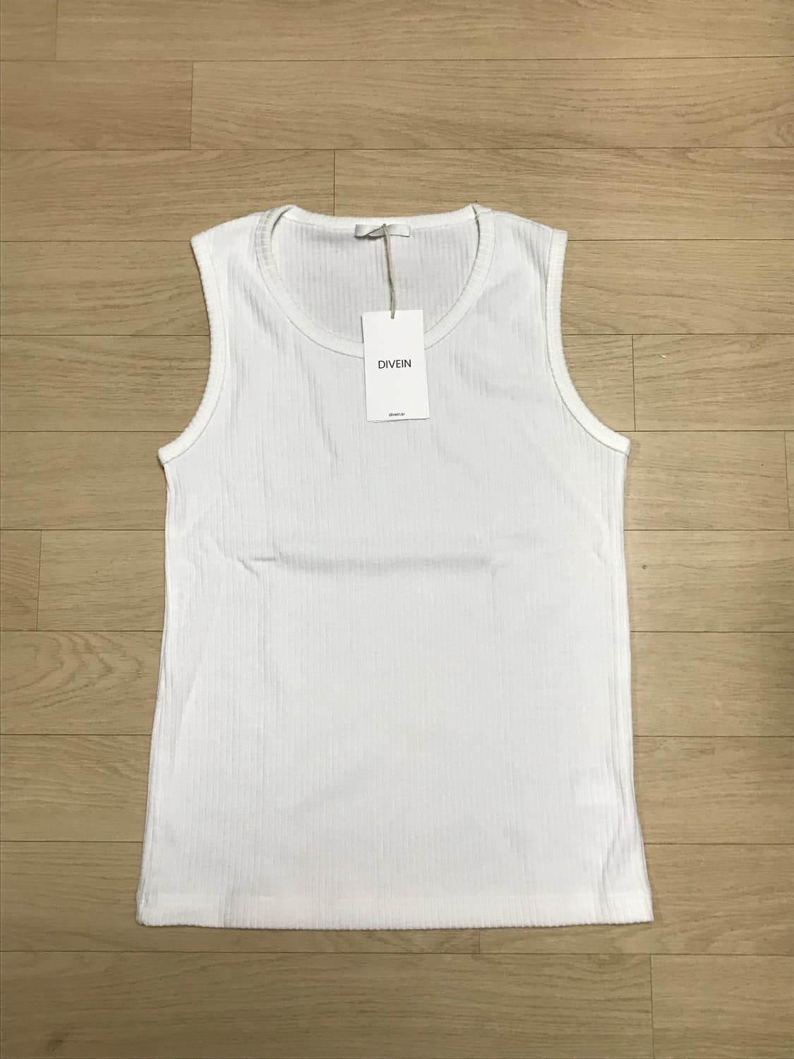 다이브인 슬리브리스 화이트 2 새상품 상품이미지1