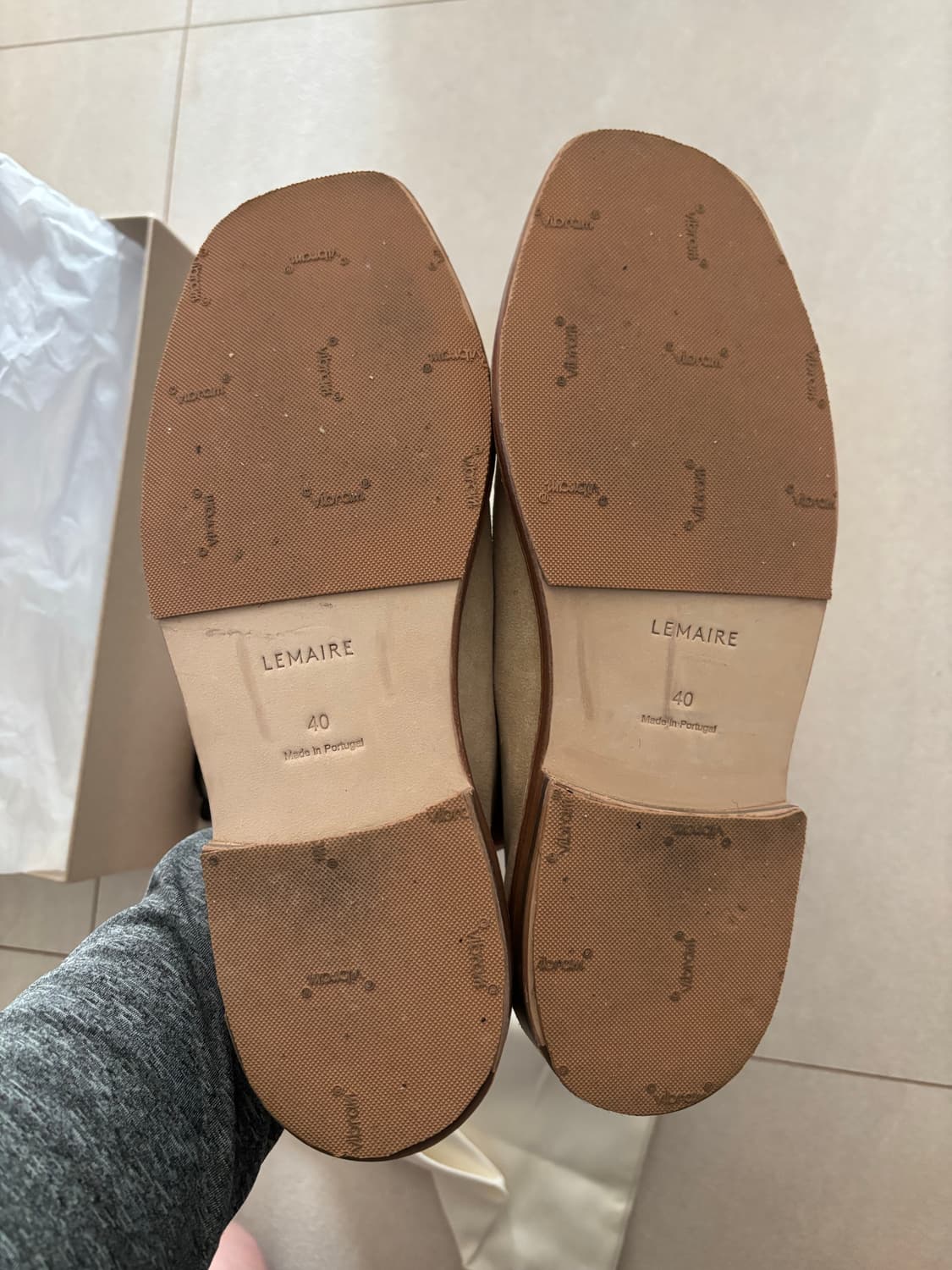 [40] 르메르 차이니즈 플렛 파이프 스웨이드 로퍼 상품이미지5