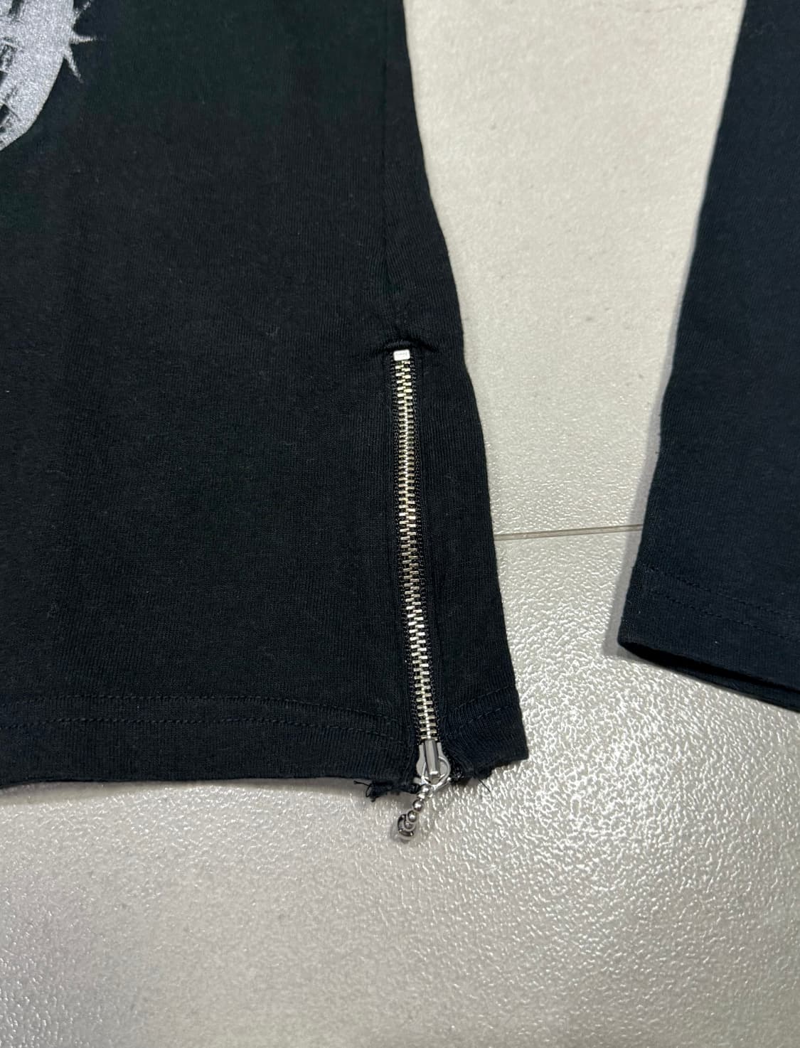 히스테릭 글래머 사이드 지퍼 디테일 히스걸 롱슬리브 티셔츠 상품이미지3