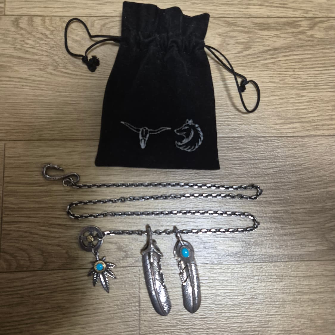 타디킹 페더+마리화나 팬던트  일괄팝니다 상품이미지1