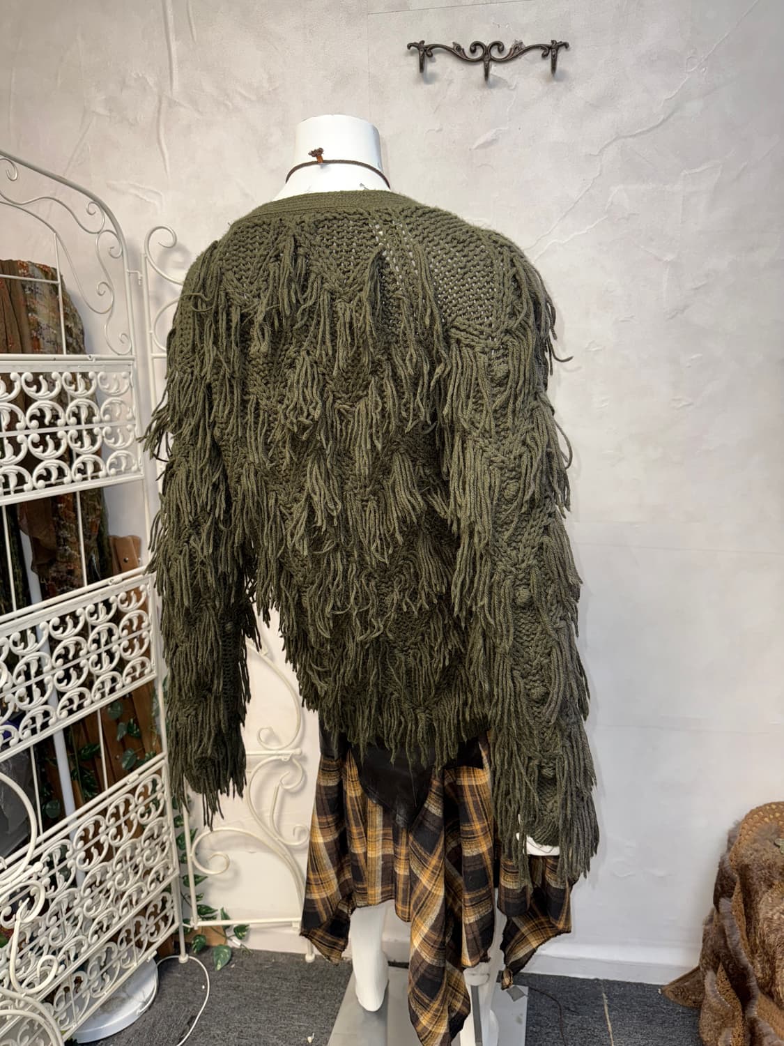 Deep khaki alpaca wool grunge fringe cd 상품이미지5