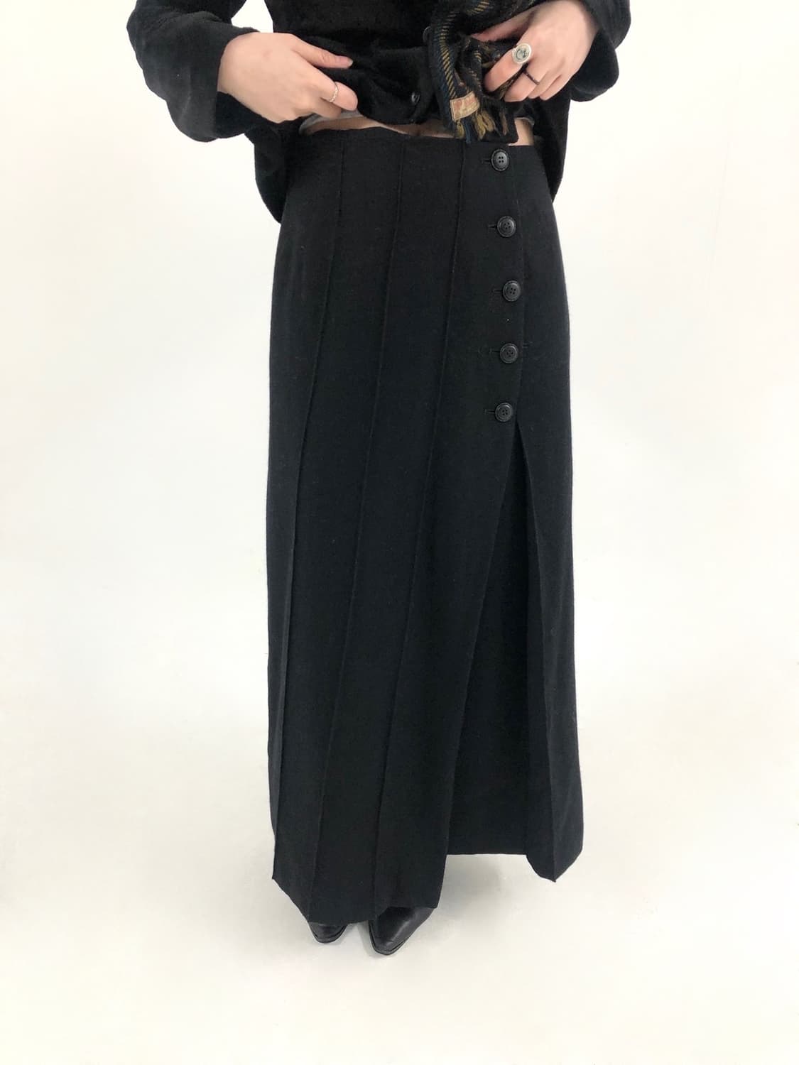 Five-Button Long Wrap Skirt  상품이미지1