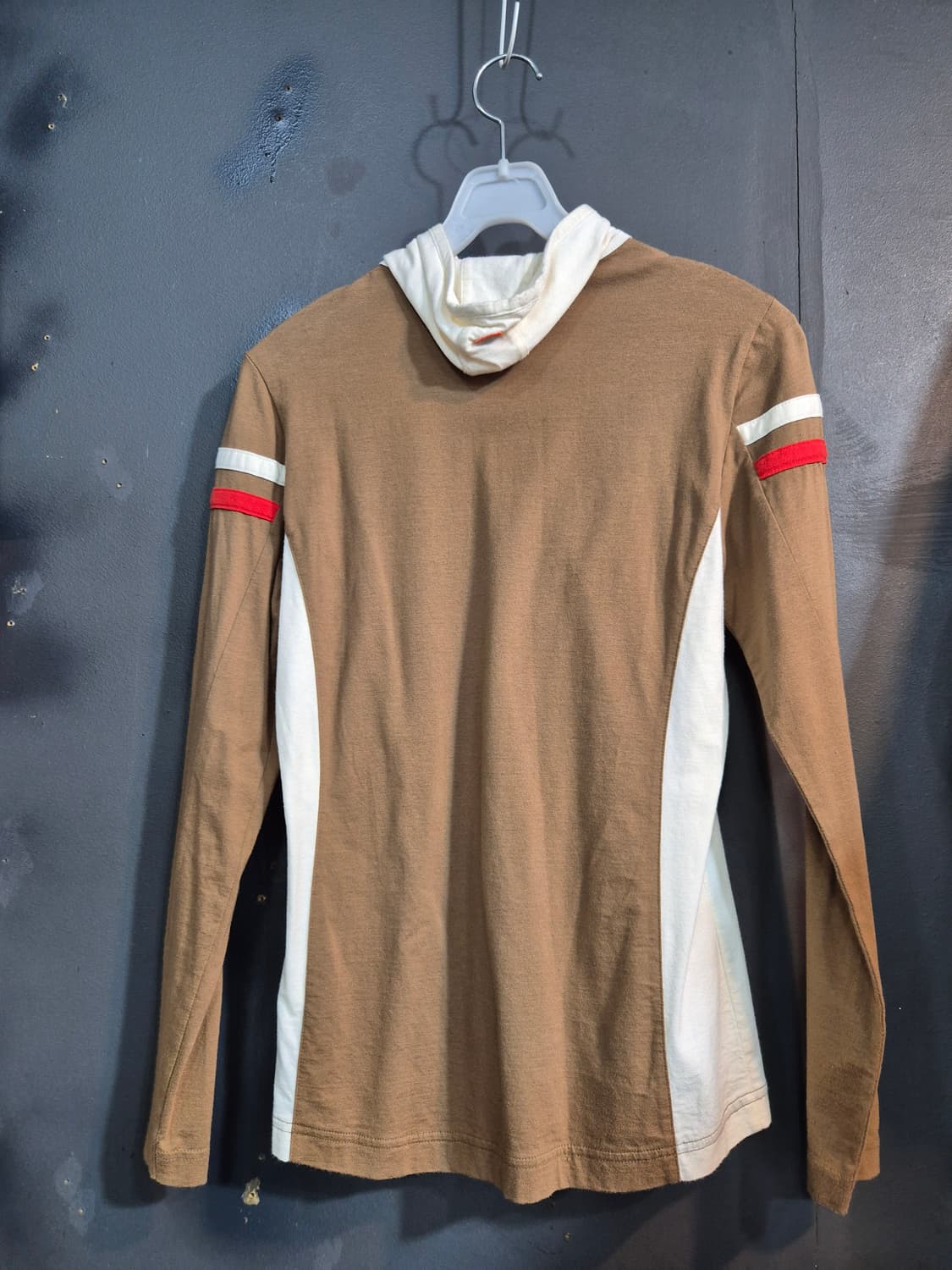 루이카스텔 반집업 티셔츠 90 상품이미지1