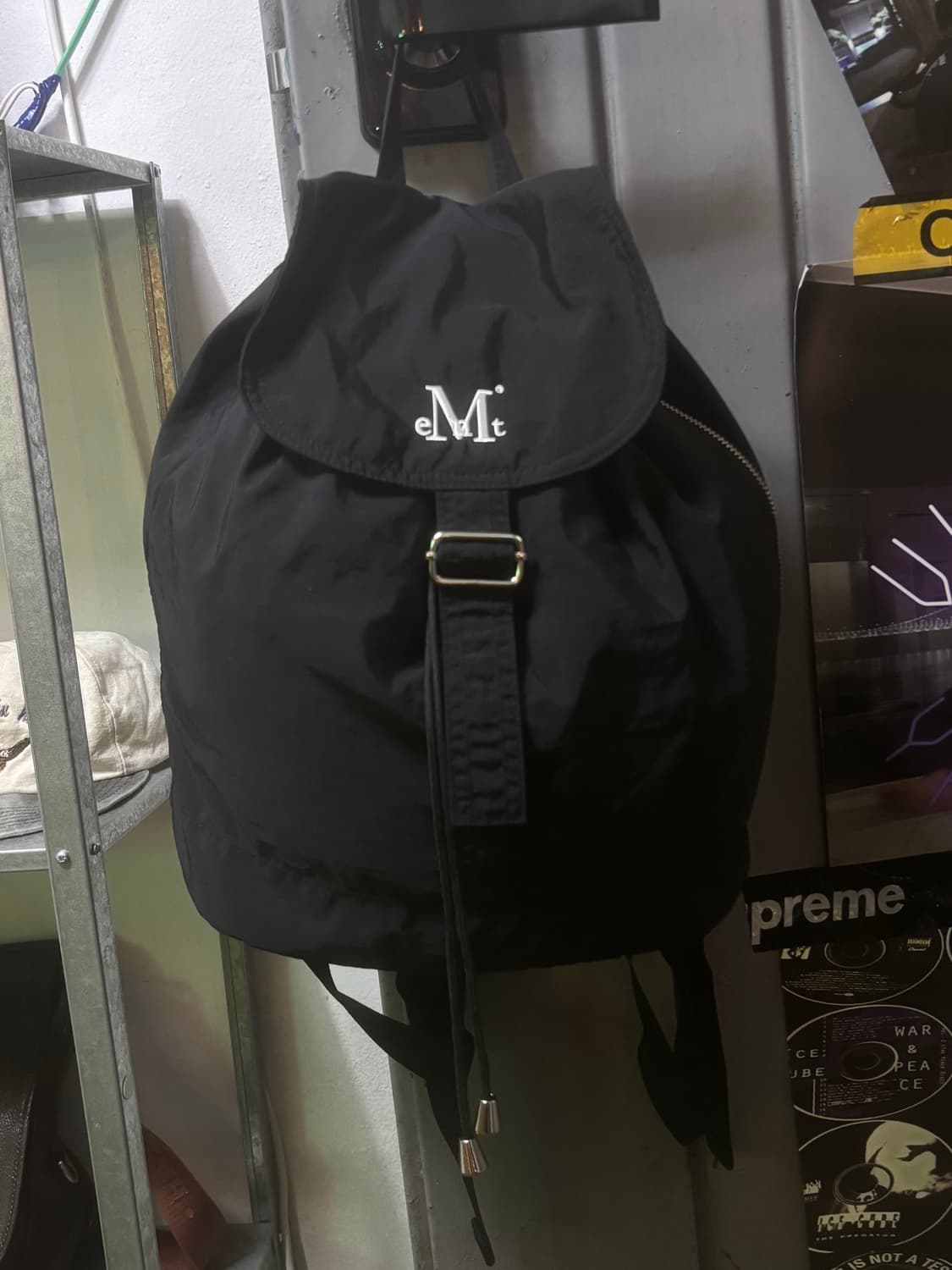 뮤트 미니 백팩 블랙 상품이미지1