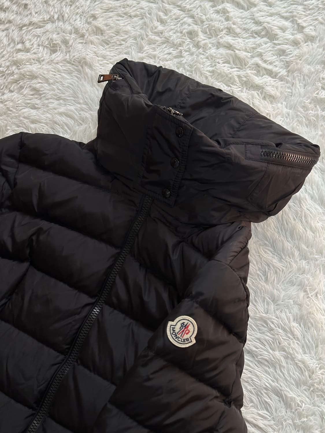 몽클레어 여성 패딩 블랙 2사이즈 상품이미지4