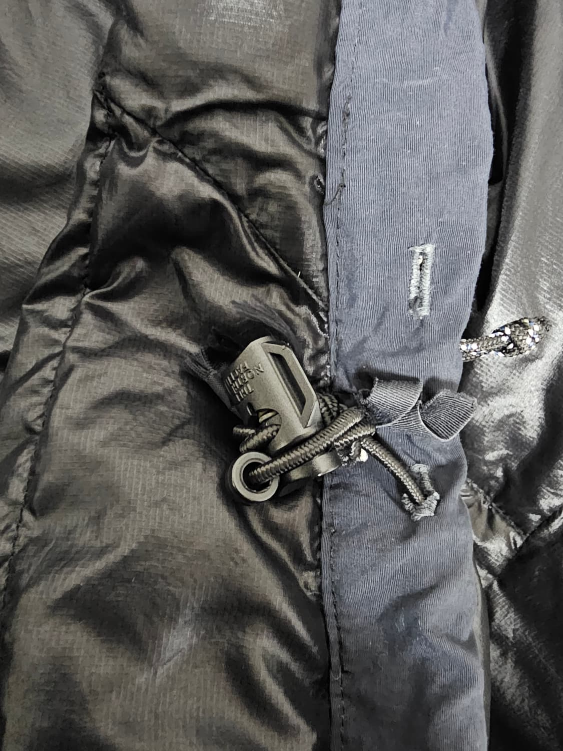 노스페이스 써밋 아콘카구아 경량패딩 100 상품이미지5