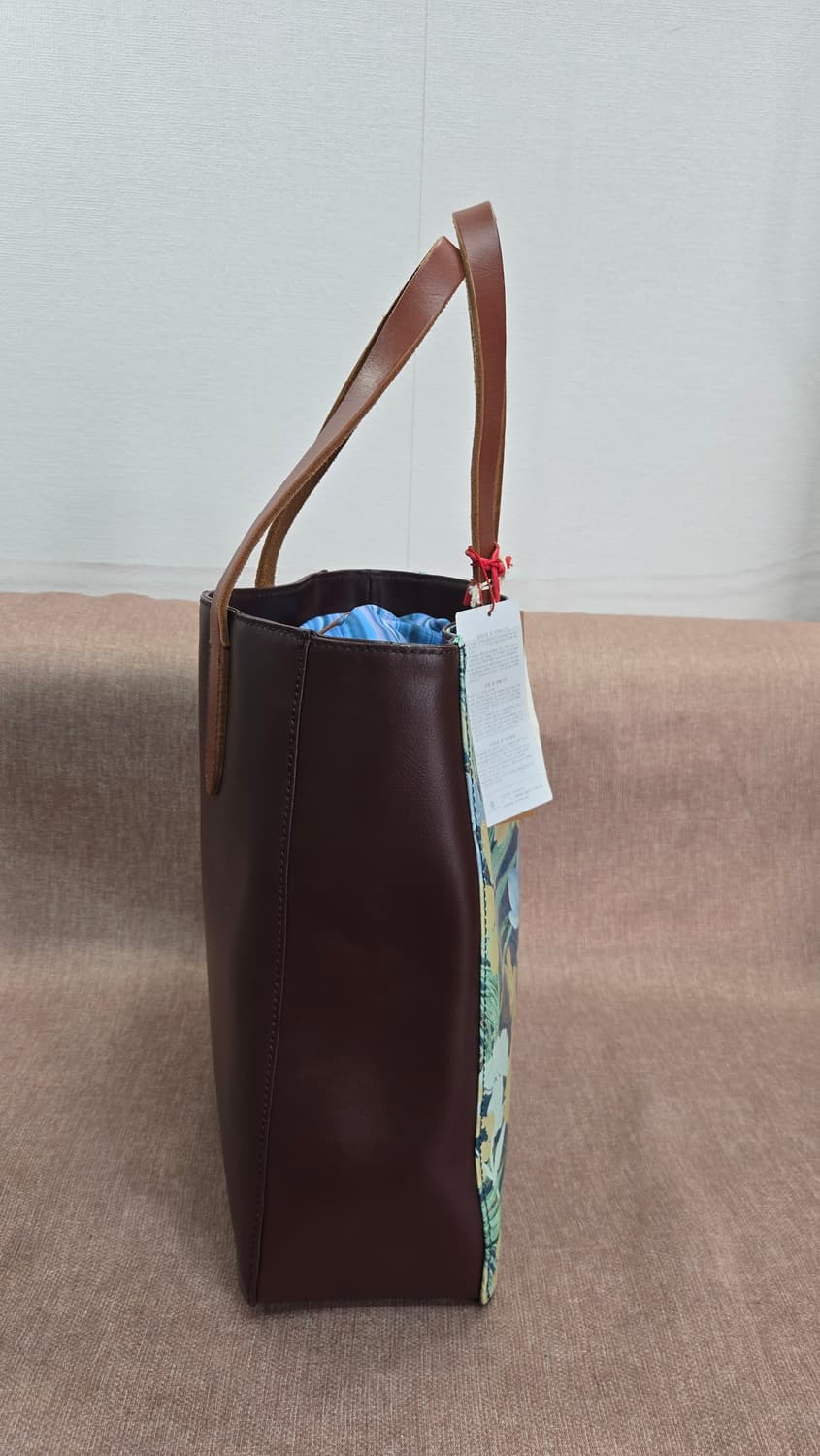 Oillily 새상품 오일릴리 플라워 패턴 토트백 상품이미지3