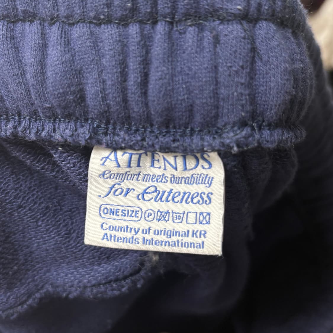 제니착용) 어텐즈 네이비 베이직 스웻팬츠 상품이미지3