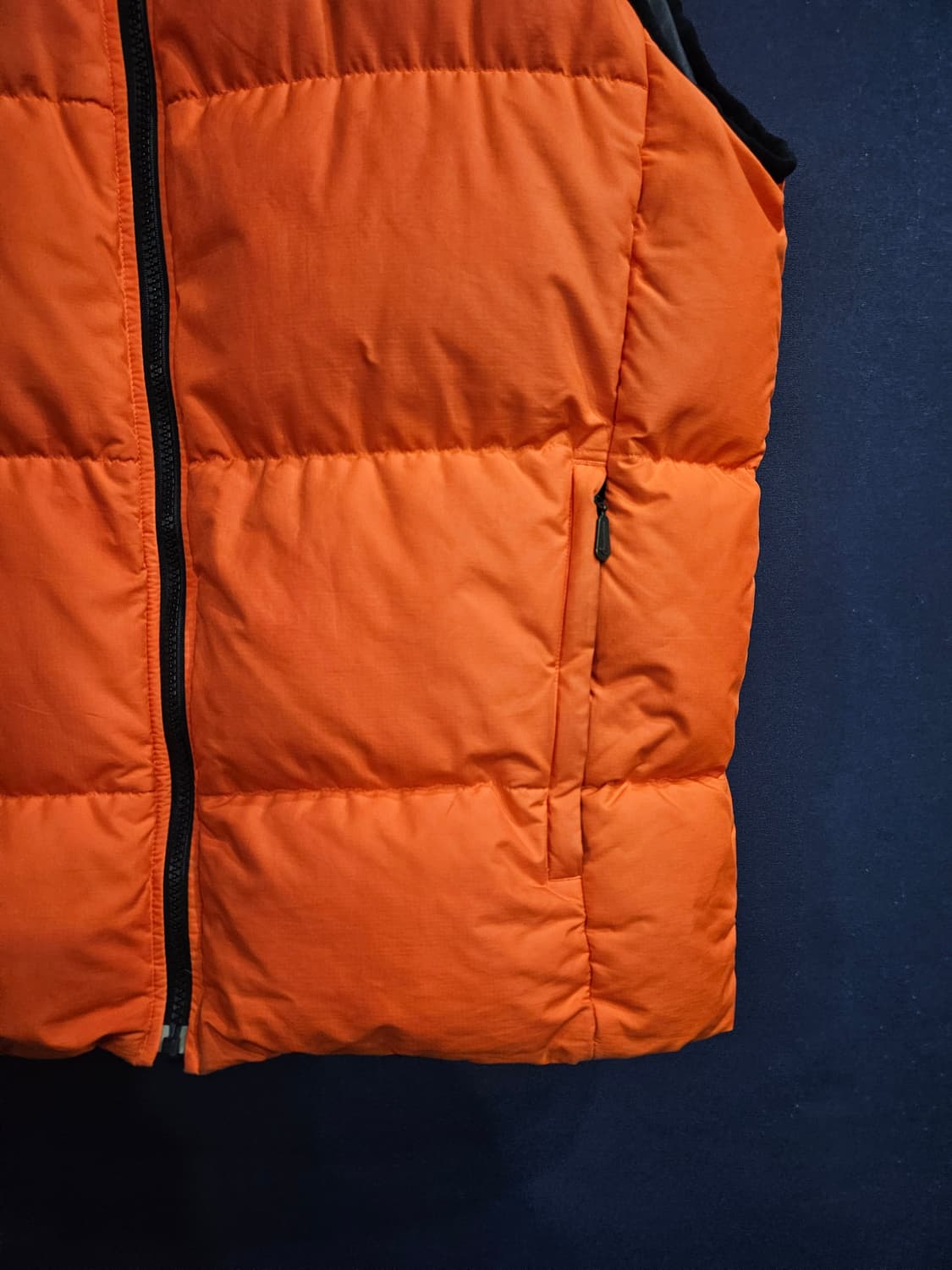 나이키 오렌지컬러 남성 넉넉한 100 덕다운 베스트  상품이미지5