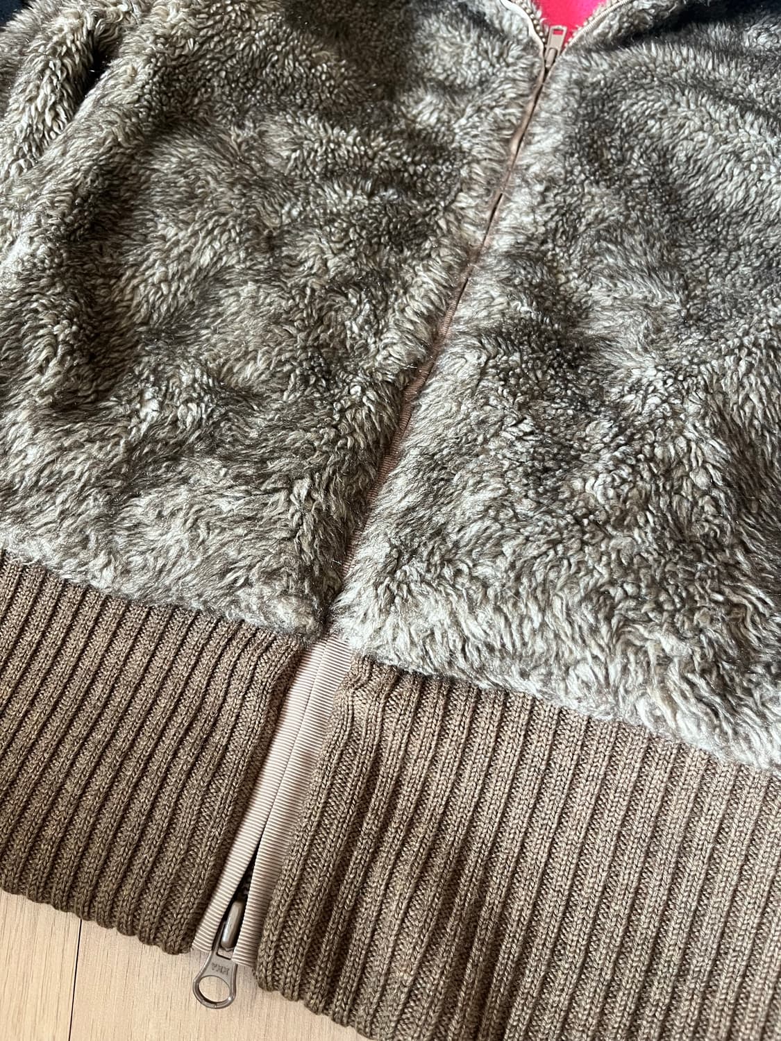 츠모리 치사토 그레이 브라운 퍼 자켓 상품이미지4