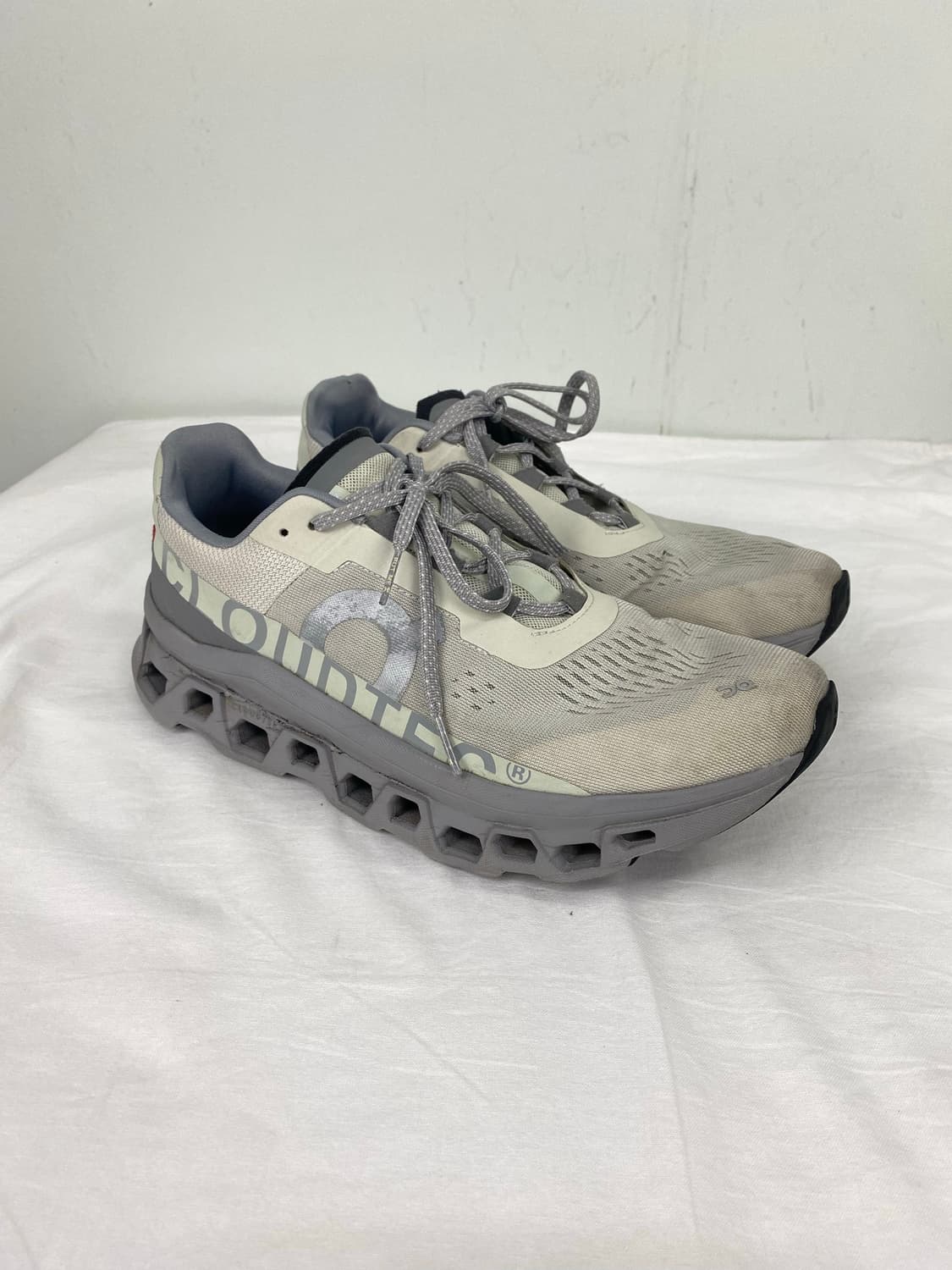 온 러닝 클라우드몬스터 아이스 알로이 270 <75> 상품이미지3