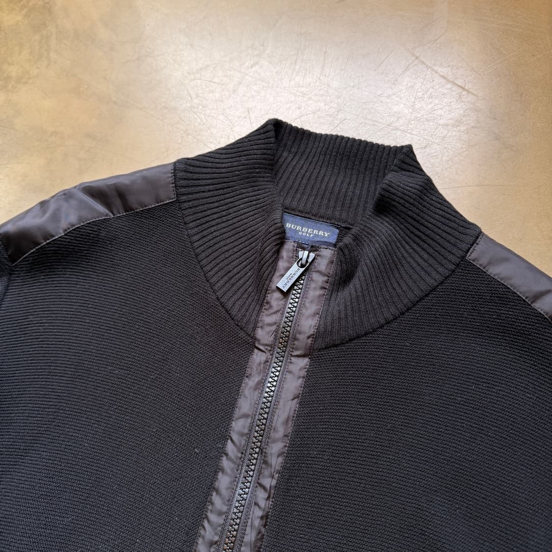 버버리 골프 코튼 혼방 라이트 니트 집업 상품이미지3