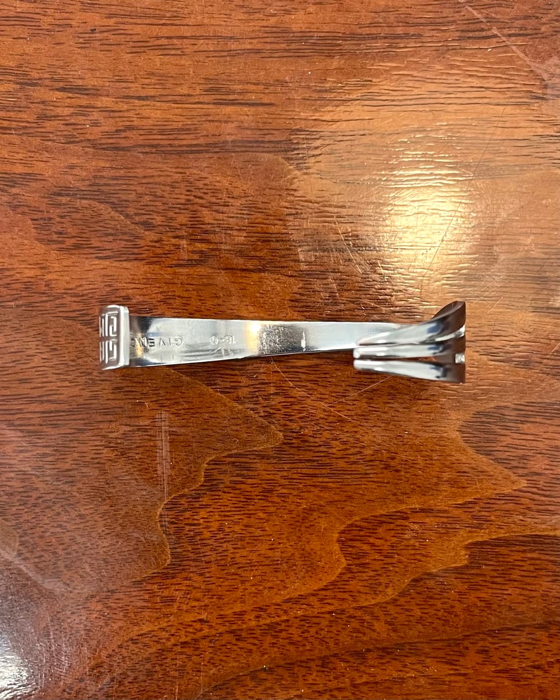 지방시 포크 팔찌 상품이미지1