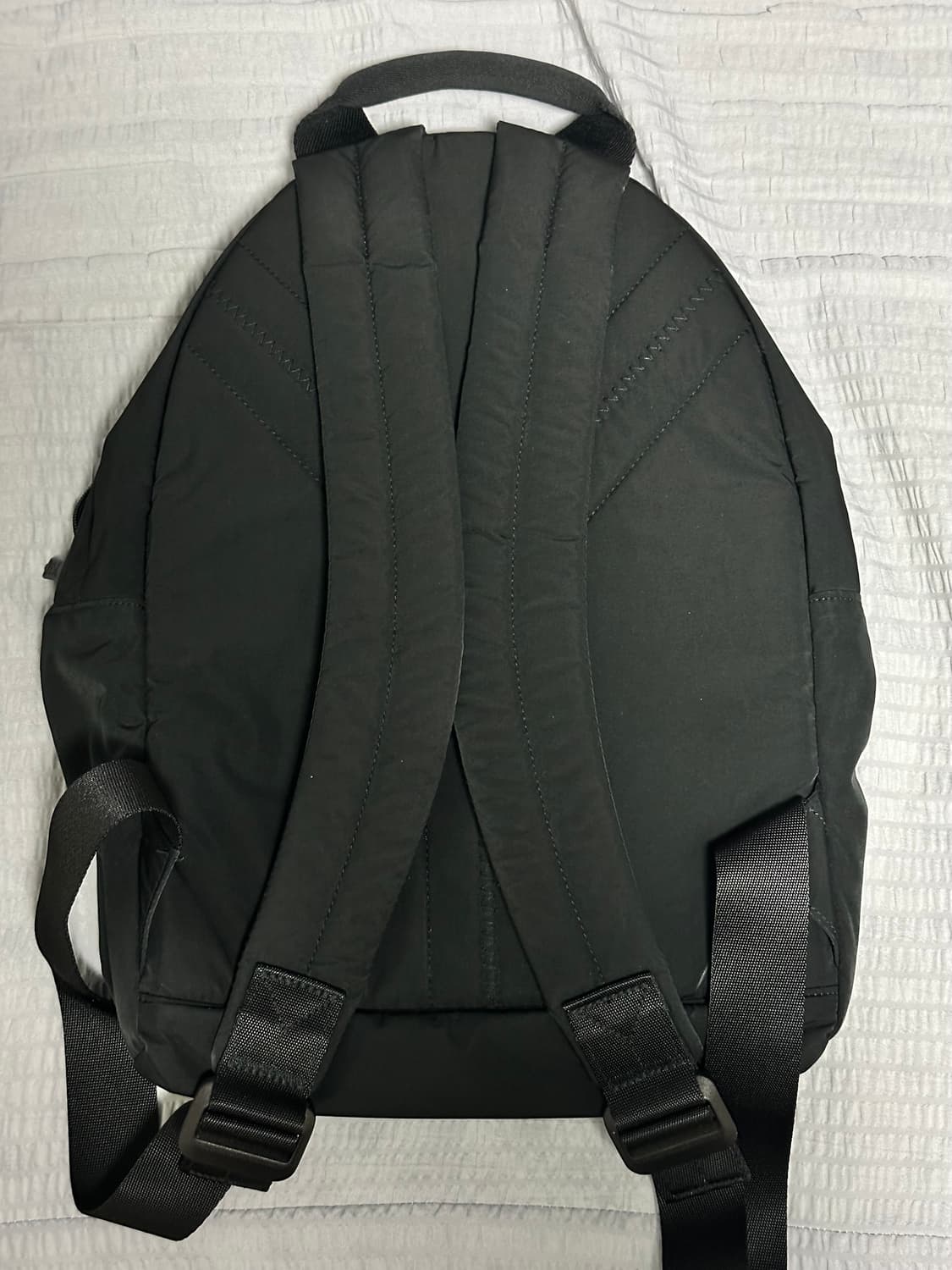 Y-3 테크라이프 백팩 판매 상품이미지3