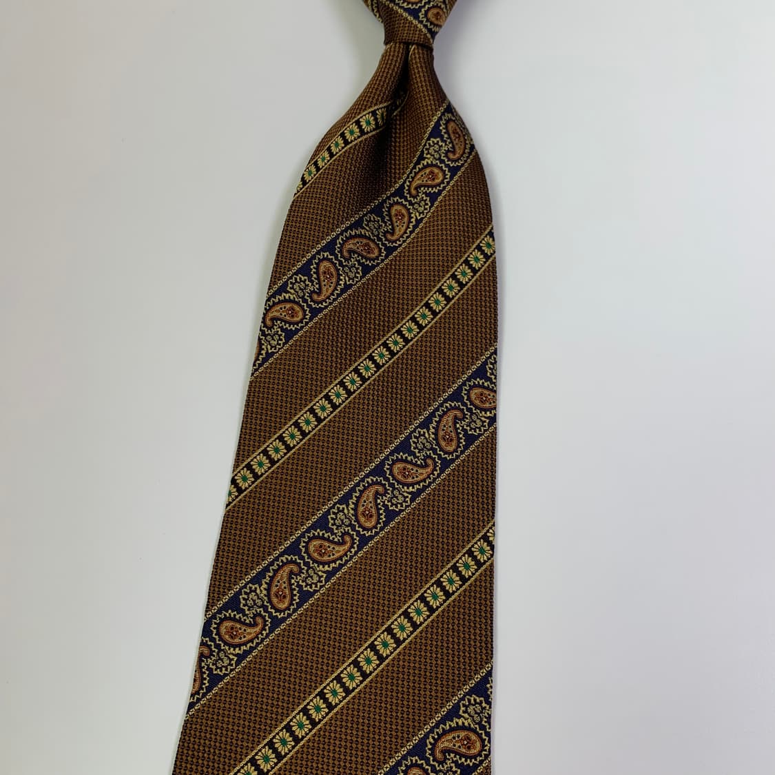 버버리(BURBERRY) 명품 클래식 정장넥타이 A+등급 최상급 9.2 상품이미지8