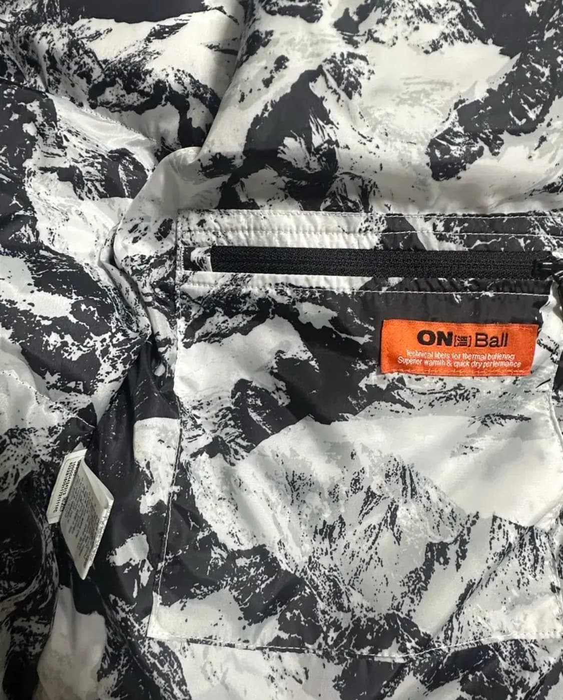 노스페이스 눕시 온볼 자켓 리얼 블랙 패딩 상품이미지5