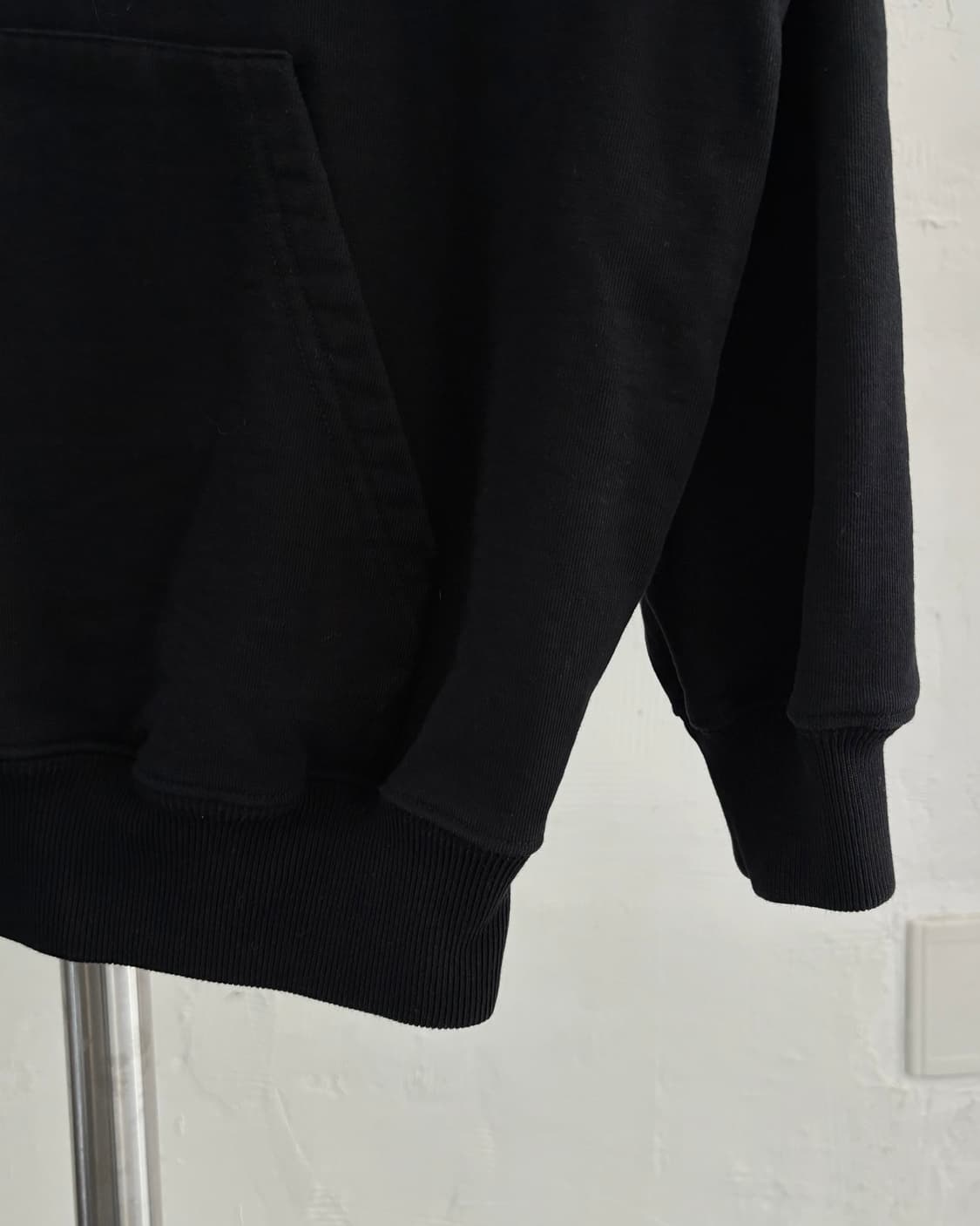 Balenciaga 발렌시아가 블랙 백로고 후드티 상품이미지7